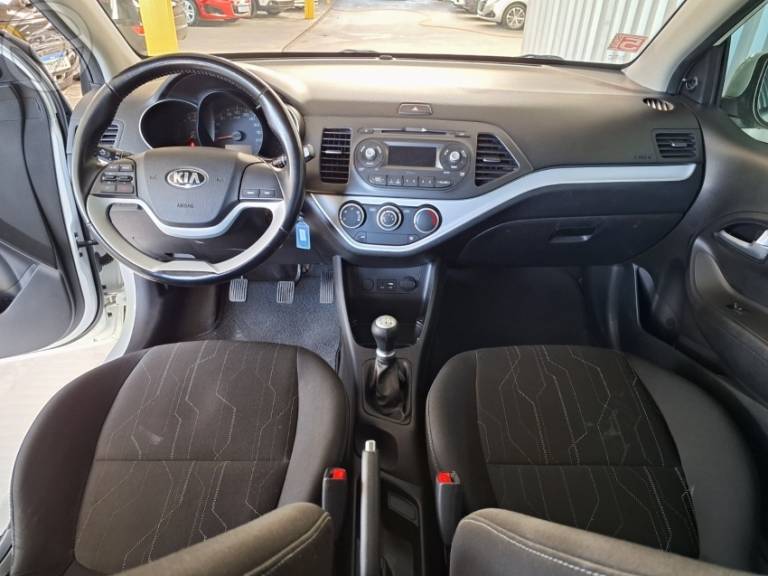 KIA MOTORS - PICANTO 1.0 EX 12V FLEX 4P MANUAL - 2015/2016 - BRANCA - R$ 44.900,00