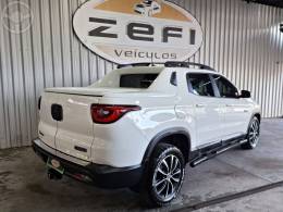 FIAT - TORO 2.0 16V ULTRA 4X4 AT9 DIESEL 4P AUTOMÁTICO - 2019/2020 - BRANCA - R$ 124.900,00