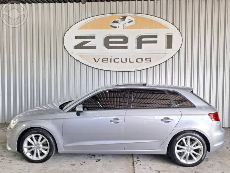 AUDI - A3 1.8 TFSI SPORTBACK 16V 4P AUTOMÁTICO - 2014/2015 - PRATA - R$ 89.900,00