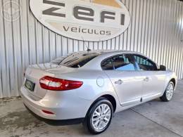RENAULT - FLUENCE 2.0 DYNAMIQUE PLUS 16V FLEX 4P AUTOMÁTICO - 2015/2016 - PRATA - R$ 58.900,00