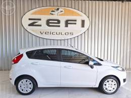 FORD - FIESTA 1.6 SE HATCH 16V FLEX 4P MANUAL - 2017/2017 - BRANCA - R$ 52.900,00