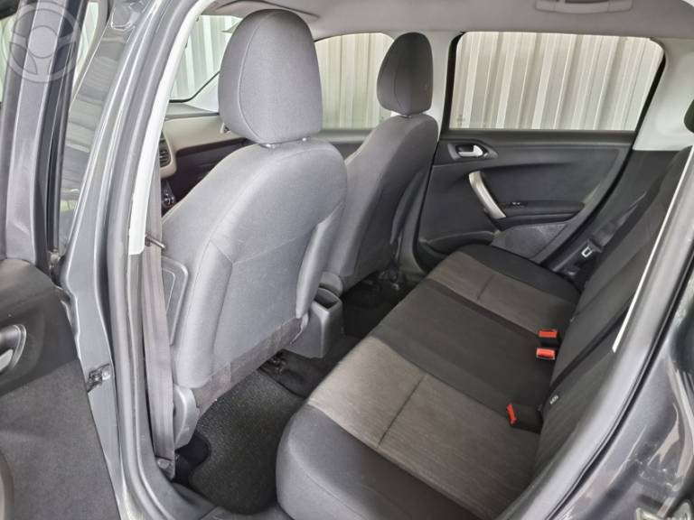 PEUGEOT - 2008 1.6 16V ALLURE PACK FLEX 4P AUTOMÁTICO - 2020/2021 - CINZA - R$ 66.900,00