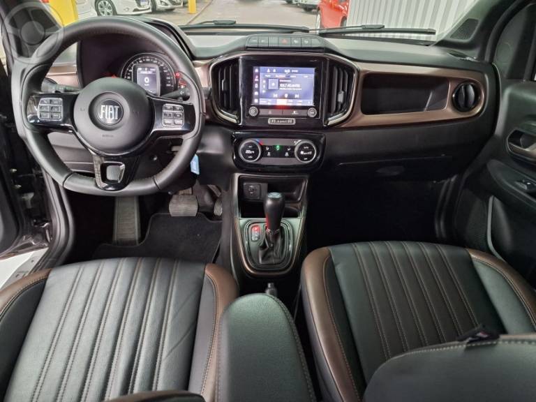 FIAT - STRADA 1.3 RANCH CD 8V FLEX 4P AUTOMÁTICO - 2023/2023 - CINZA - R$ 117.900,00