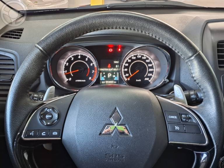 MITSUBISHI - ASX 2.0 AT 4X4 AWD 16V FLEX 4P CVT - 2017/2018 - CINZA - R$ 92.900,00