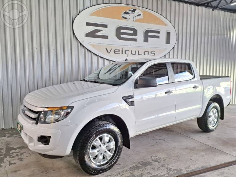 FORD - RANGER 3.2 XLS 4X4 CD 20V DIESEL 4P AUTOMÁTICO - 2015/2015 - BRANCA - R$ 109.900,00