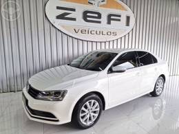 VOLKSWAGEN - JETTA 2.0 TRENDLINE FLEX 4P TIPTRONIC - 2014/2015 - BRANCA - R$ 64.900,00