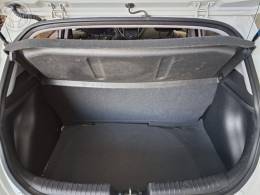 HYUNDAI - HB20X 1.6 16V STYLE FLEX 4P MANUAL - 2015/2015 - BRANCA - R$ 55.900,00