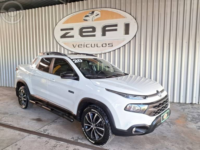 FIAT - TORO 2.0 16V ULTRA 4X4 AT9 DIESEL 4P AUTOMÁTICO - 2019/2020 - BRANCA - R$ 124.900,00