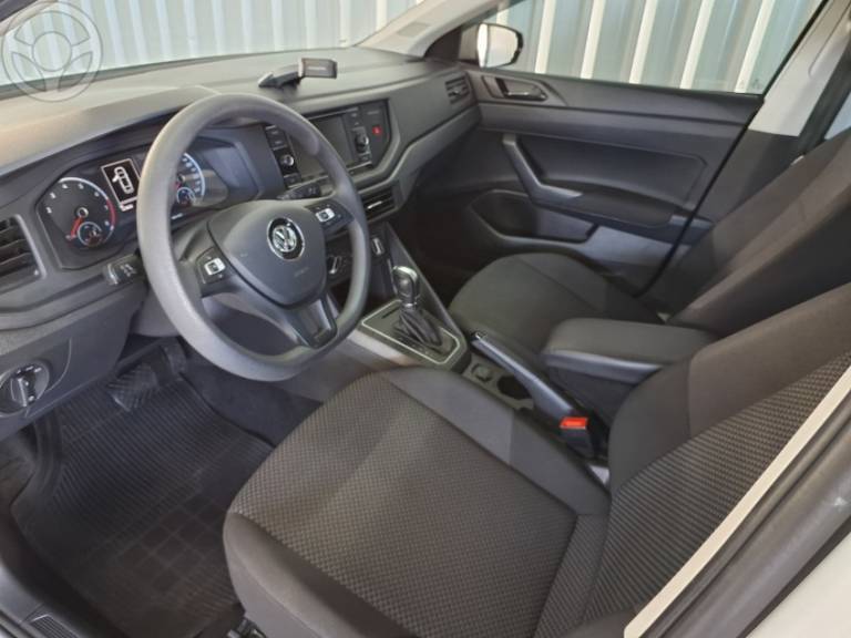 VOLKSWAGEN - VIRTUS 1.6 MSI FLEX 4P AUTOMÁTICO - 2019/2020 - BRANCA - R$ 73.900,00