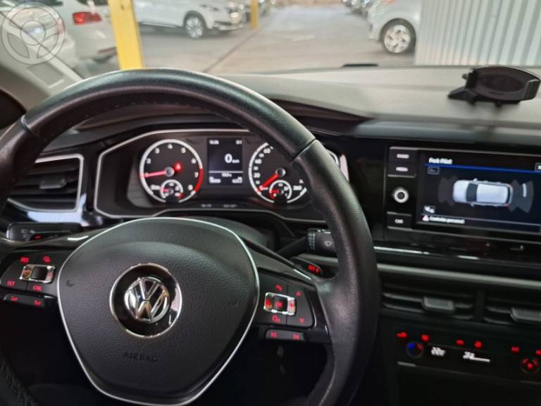 VOLKSWAGEN - POLO 1.0 200 TSI COMFORTLINE AUTOMÁTICO - 2018/2019 - BRANCA - R$ 74.500,00