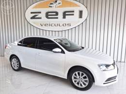 VOLKSWAGEN - JETTA 2.0 TRENDLINE FLEX 4P TIPTRONIC - 2014/2015 - BRANCA - R$ 64.900,00