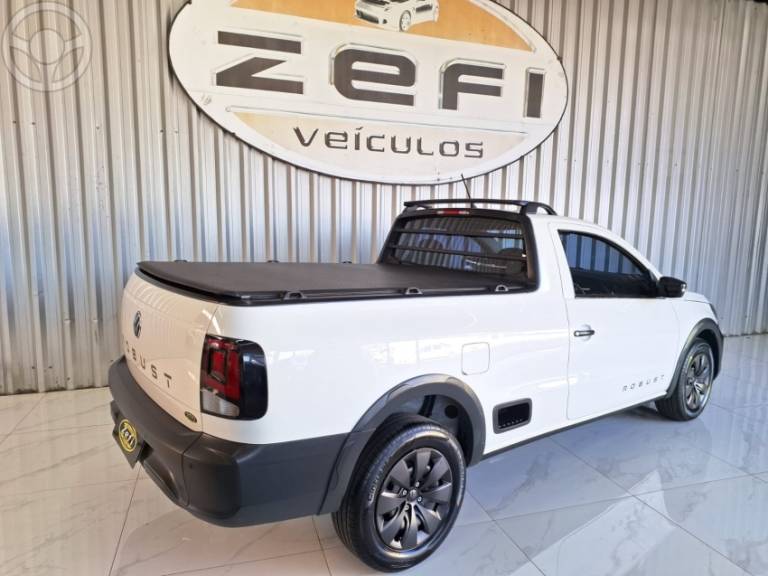 VOLKSWAGEN - SAVEIRO 1.6 ROBUST CS 8V FLEX 2P MANUAL - 2023/2024 - BRANCA - R$ 83.900,00