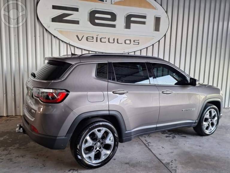 JEEP - COMPASS 2.0 16V FLEX LONGITUDE AUTOMÁTICO - 2019/2020 - CINZA - R$ 103.500,00
