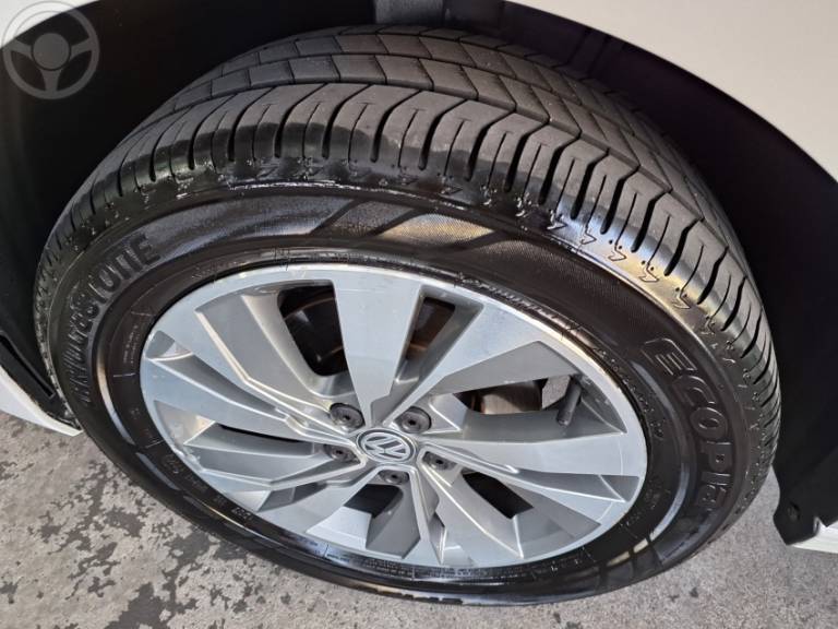 VOLKSWAGEN - POLO 1.0 200 TSI COMFORTLINE AUTOMÁTICO - 2018/2019 - BRANCA - R$ 74.500,00