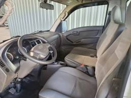 HYUNDAI - HR 2.5 LONGOCAÇAMBA 4X2 16V 130CV TURBO INTERCOOLER DIESEL 2P MANUAL - 2016/2017 - BRANCA - R$ 110.000,00