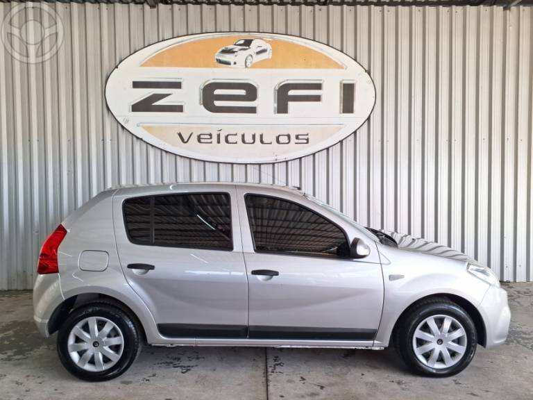 RENAULT - SANDERO 1.6 EXPRESSION 8V FLEX 4P MANUAL - 2012/2013 - PRATA - R$ 34.900,00